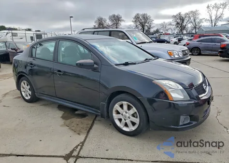 2010 Nissan Sentra 2.0 z USA, uszkodzony, nr VIN 3N1AB6AP9AL616736
